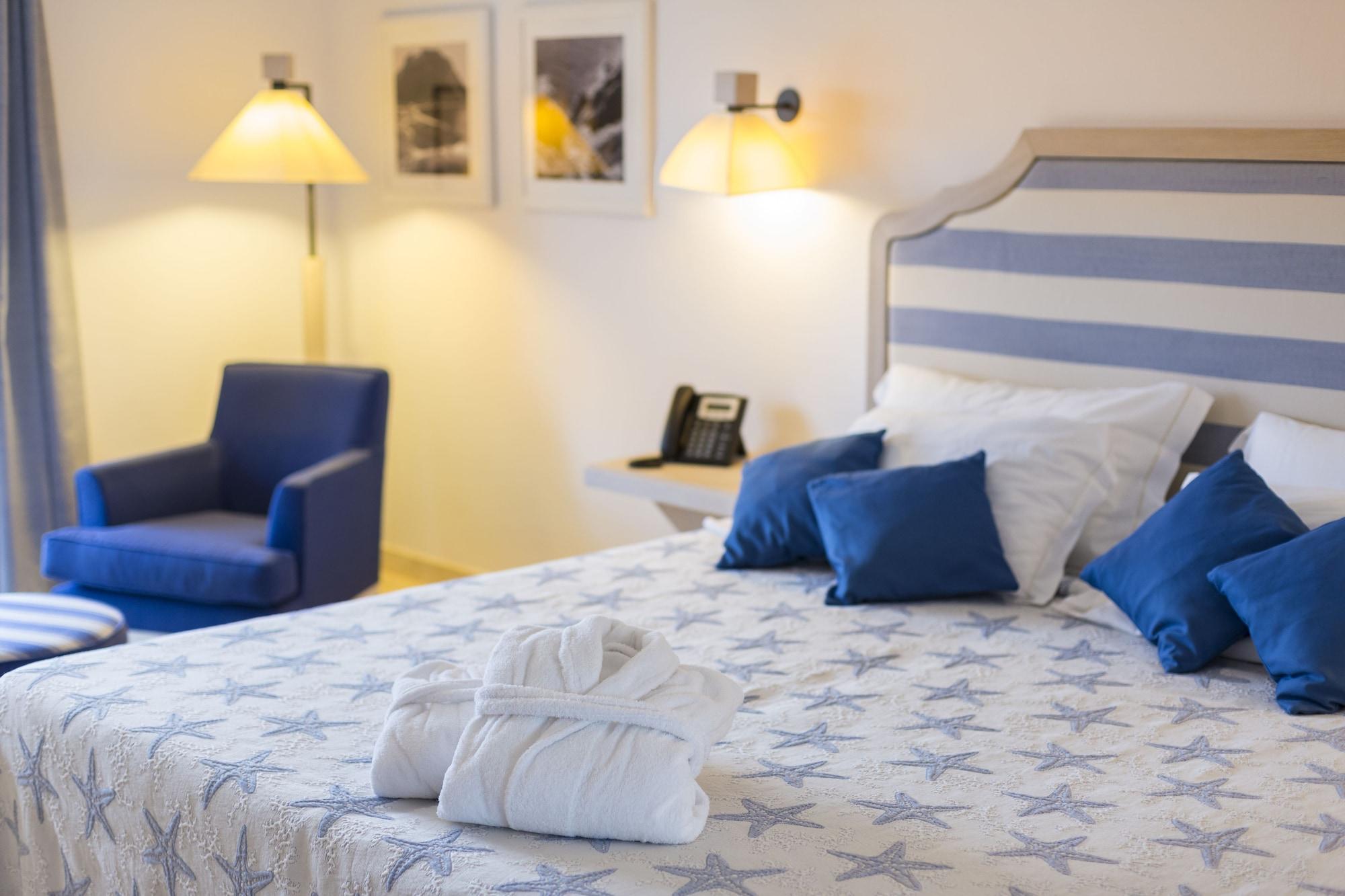 Hotel Grande Baia & 4*