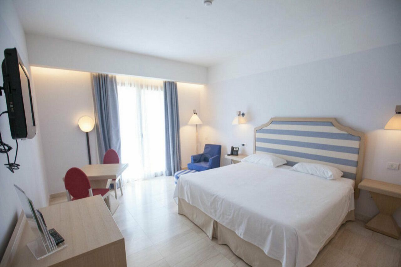Grande Baia Resort&spa Hotel San Teodoro (Sardinia)
